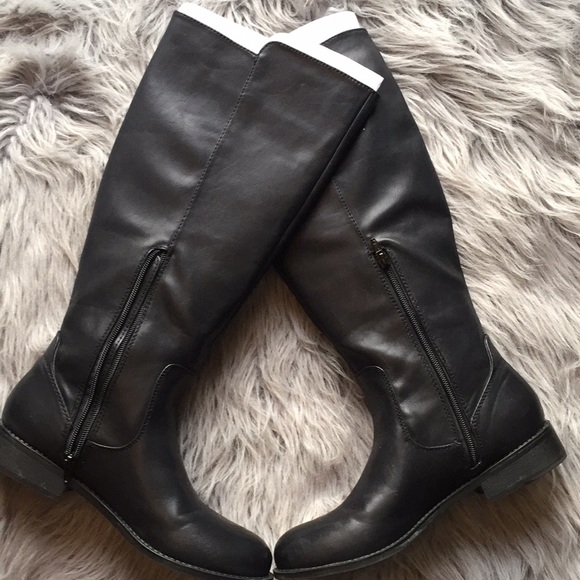 EUC New Direction Knee High Black Boots, Size 9.5M - Picture 2 of 6